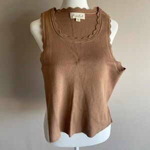 Women's Marled Scalloped Edge Tank Top - Sz. M
